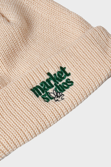 Шапка MARKET STUDIOS молочна, купити онлайн в магазині.