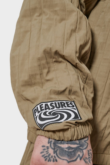 Вітровка RESCUE PLEATED TRACK оливкова від PLEASURES купити онлайн у магазині NEWBORN K