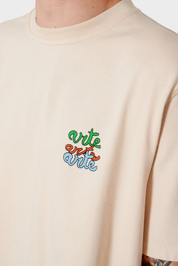 Футболка MULTI LOGO бежева від ARTE купити онлайн у магазині NEWBORN K