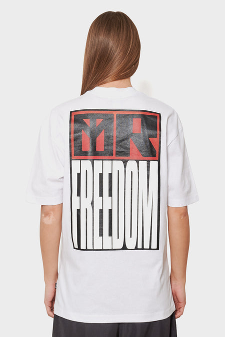 women#@Футболка NO PEACE OR FREEDOM біла