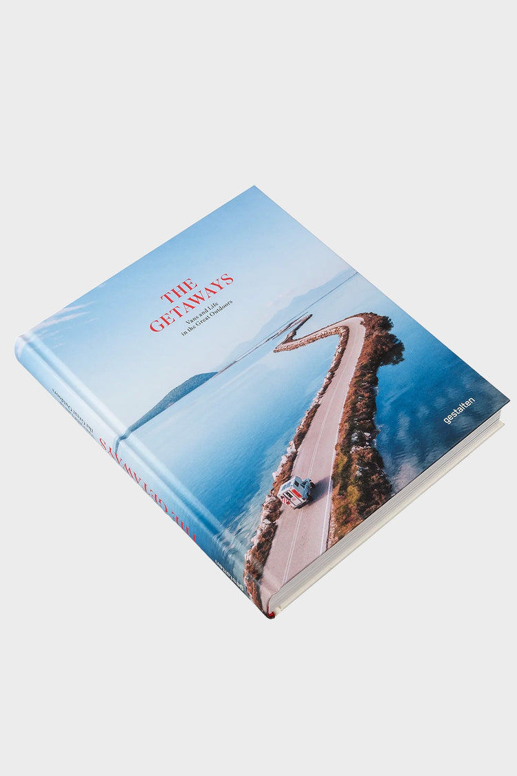Книга THE GETAWAYS, купити онлайн в магазині.