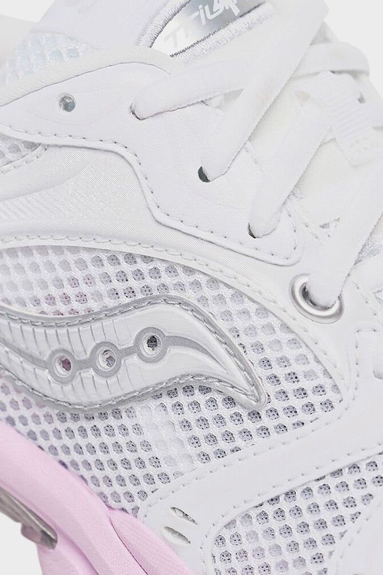 Кросівки PROGRID TRIUMPH 4 біло-рожеві від SAUCONY купити онлайн у магазині NEWBORN K