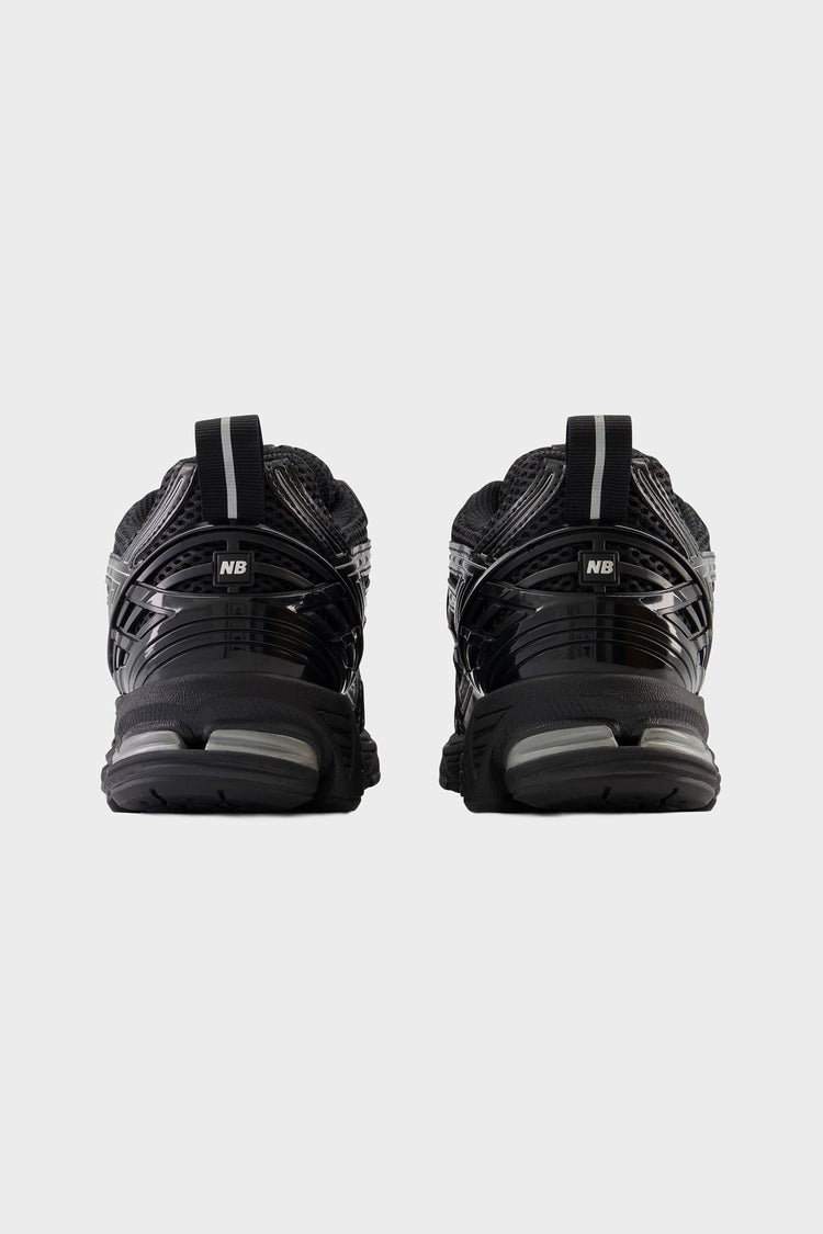 Кросівки 1906R чорні