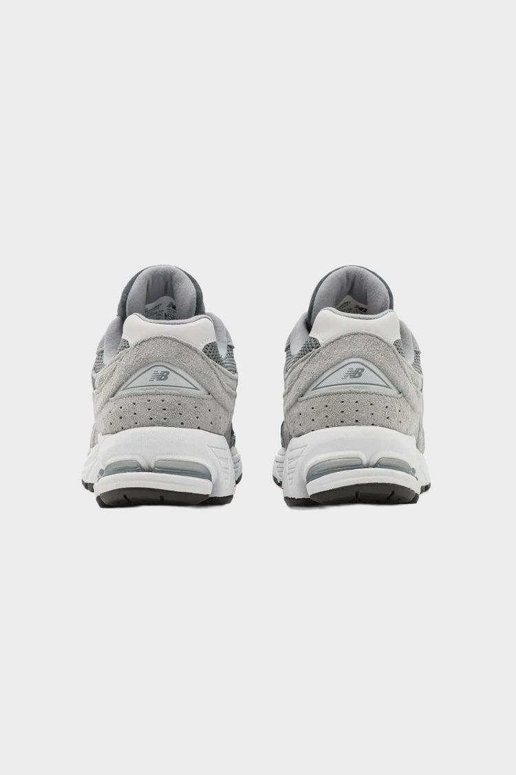 Кросівки 2002R сірі