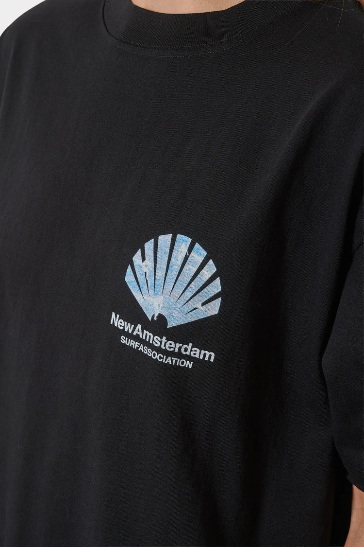 Футболка LINE UP чорна