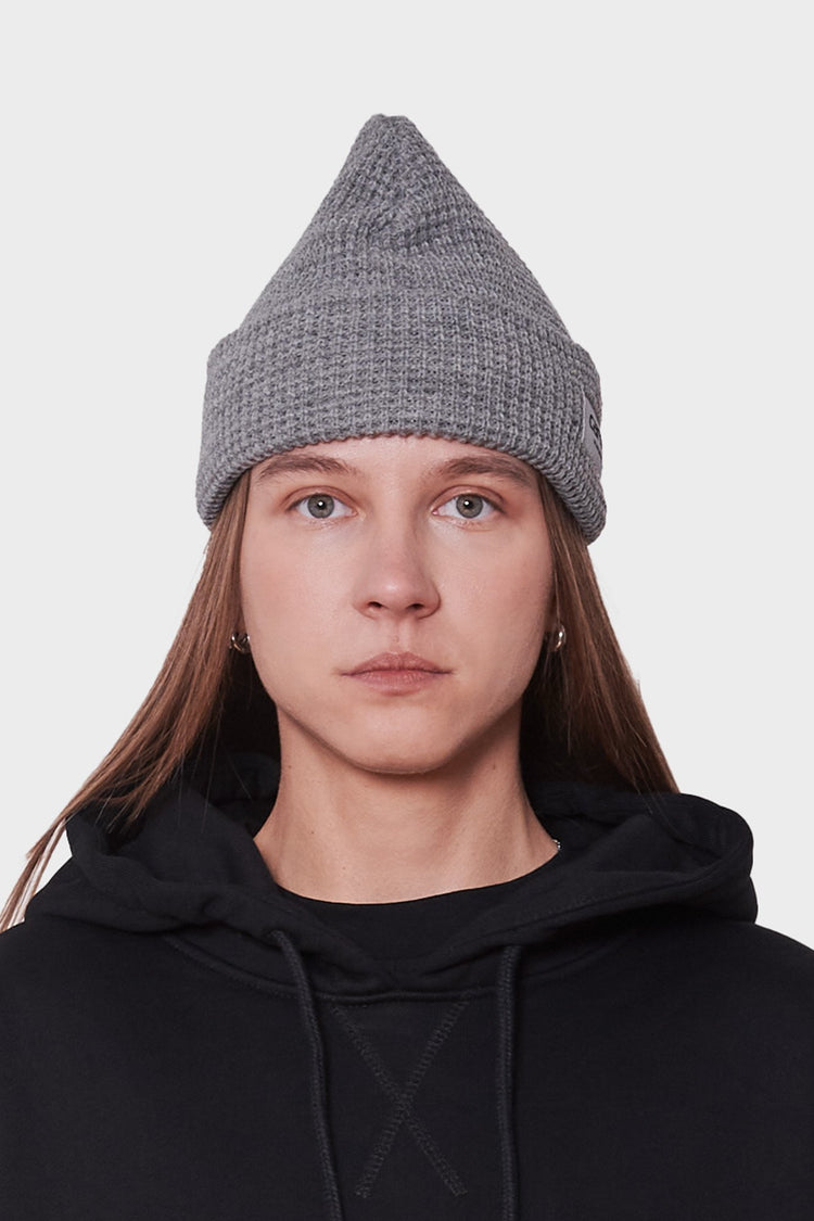 women#@Шапка MARLON сіра, купити онлайн в магазині.