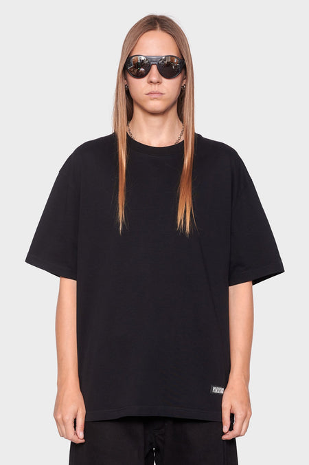 women#@Футболка MONUMENTS чорна, купити онлайн в магазині.