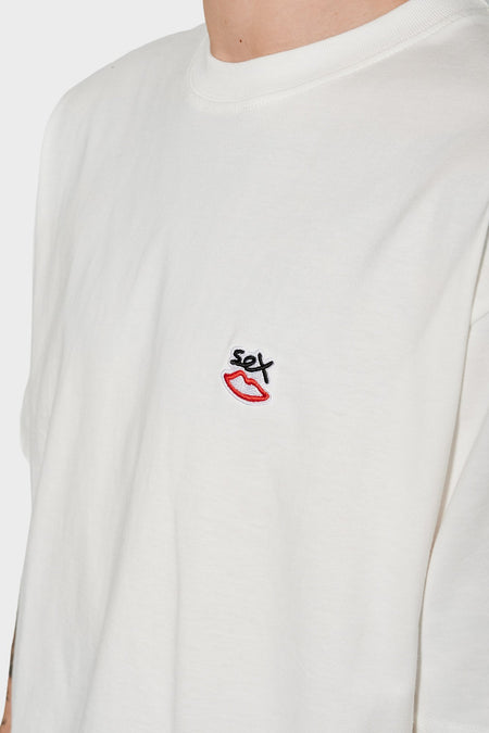 Футболка MINI EMBROIDERED LOGO біла від SEX SKATEBOARDS купити онлайн у магазині NEWBORN K