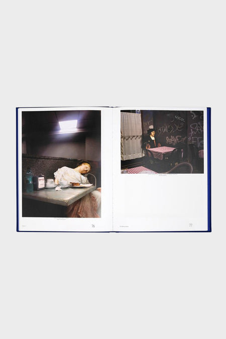 Книга AN IMAGINARY ADVENTURE BOOK, купити онлайн в магазині.