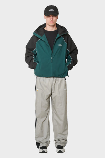 men#@Куртка WINDBREAKER зелена