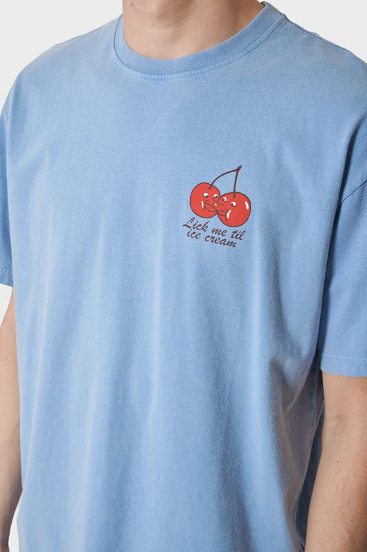 Футболка LICK ME блакитна