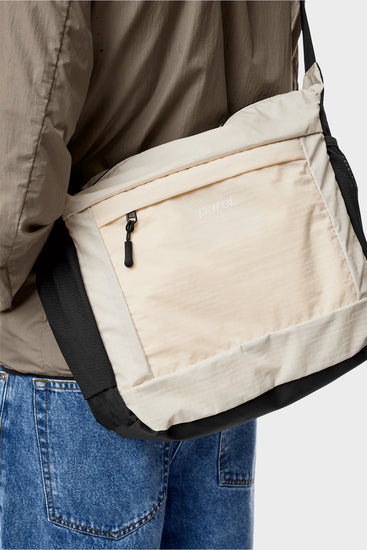 Сумка LOKKA M бежева Фото 4