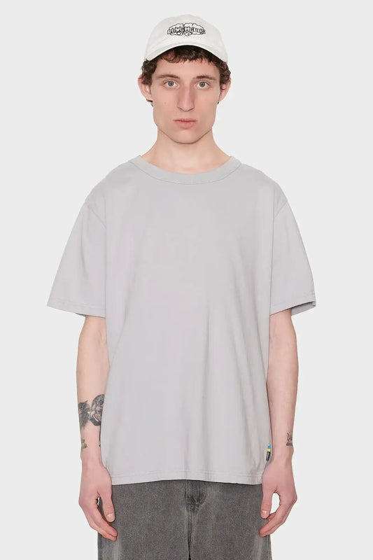 men#@Футболка BLANK REGULAR світло-сіра