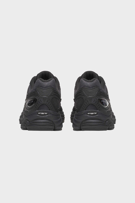 Кросівки PROGRID OMNI 9 ARMOR чорні від SAUCONY купити онлайн у магазині NEWBORN K