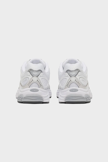 Кросівки PROGRID OMNI 9 DISTRACT білі