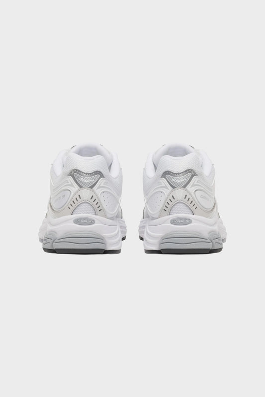 Кросівки PROGRID OMNI 9 DISTRACT білі