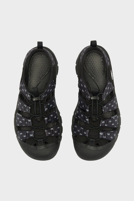 Сандалі ETUDES × KEEN чорні від ETUDES купити онлайн у магазині NEWBORN K