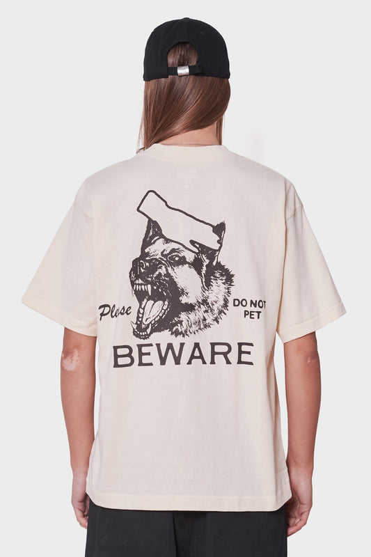 women#@Футболка BEWARE PET молочна, купити онлайн в магазині.