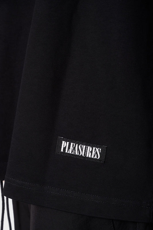 Футболка MONUMENTS чорна, купити онлайн в магазині.