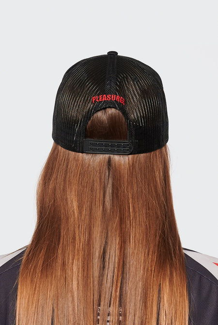 women#@Кепка TOXIC TRUCKER чорна