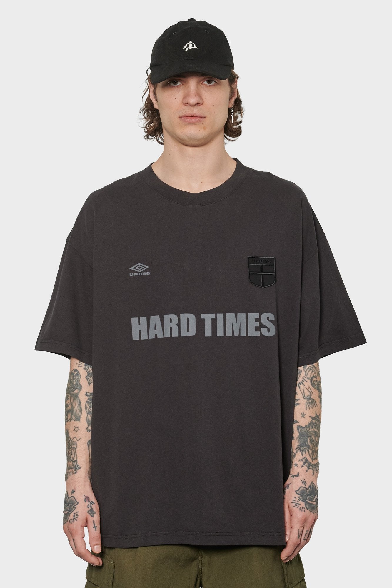 

men#@Футболка HARD TIMES чорна
