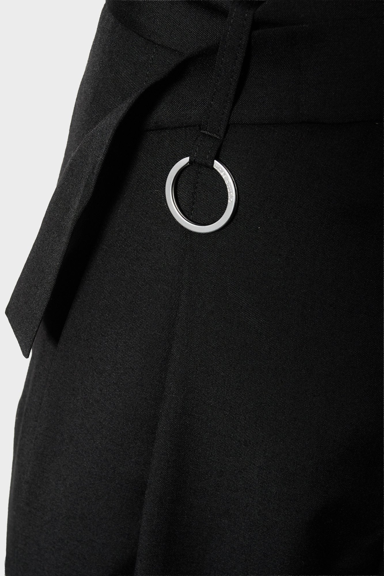 

Штани LOOSE SUIT чорні

