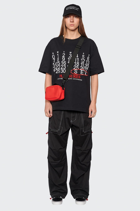 women#@Футболка CALENDAR HEAVYWEIGHT чорна, купити онлайн в магазині.