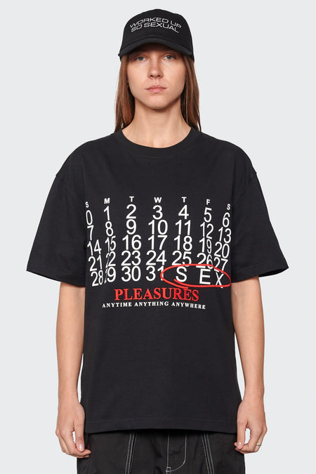 women#@Футболка CALENDAR HEAVYWEIGHT чорна, купити онлайн в магазині.