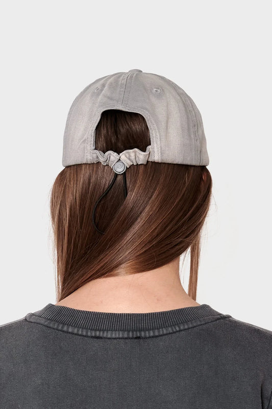 women#@Кепка SILENCE сіра, купити онлайн в магазині.