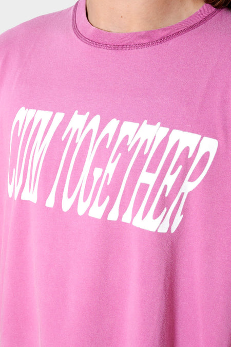 Футболка CUM TOGETHER рожева, купити онлайн в магазині.