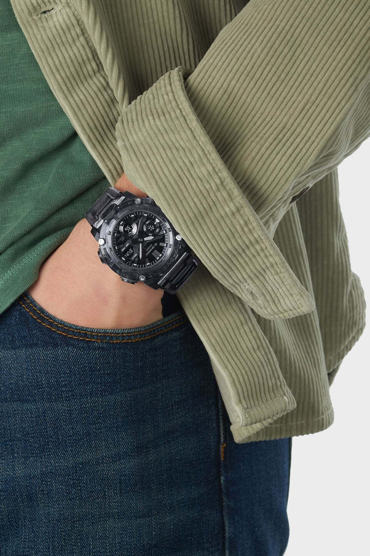 Часы мужские G-SHOCK GA-2000SKE-8AER черный