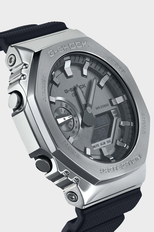 Часы мужские G-SHOCK GM-2100-1AER серебристые