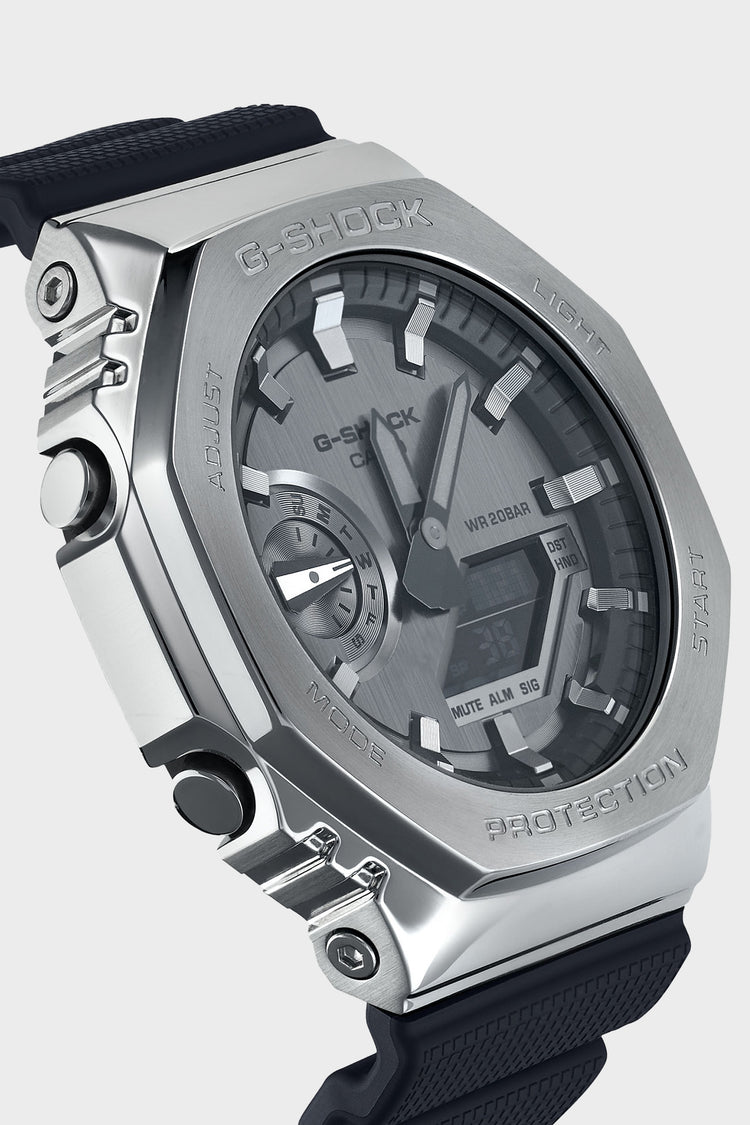 Годинник чоловічий G-SHOCK GM-2100-1AER сріблястий