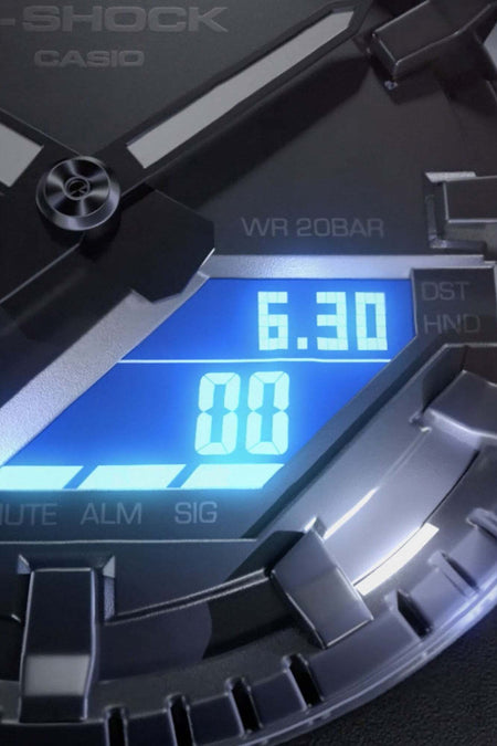 Часы мужские G-SHOCK GM-2100-1AER серебристые