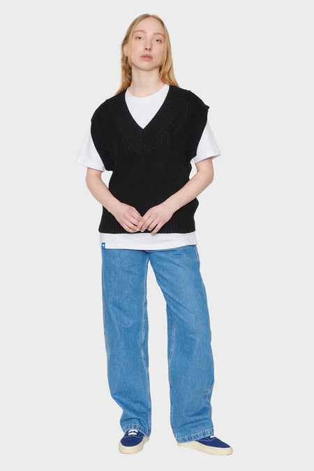 Жилет ЧОРНИЙ, купити онлайн в магазині.