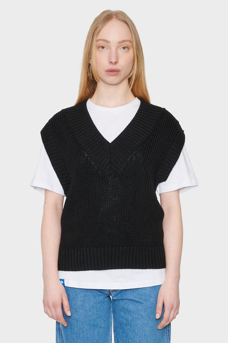 Жилет ЧОРНИЙ, купити онлайн в магазині.